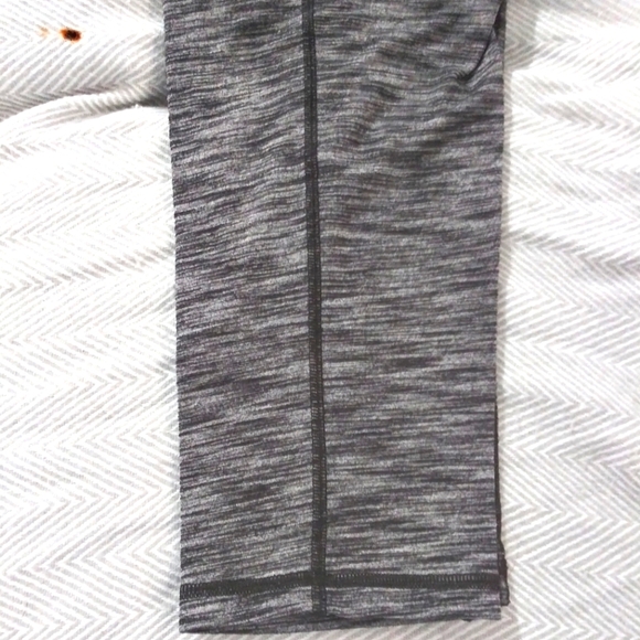 Gray Victoria Secret leggings ladies size small - Picture 6 of 8